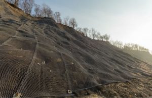 slope stabilization mesh