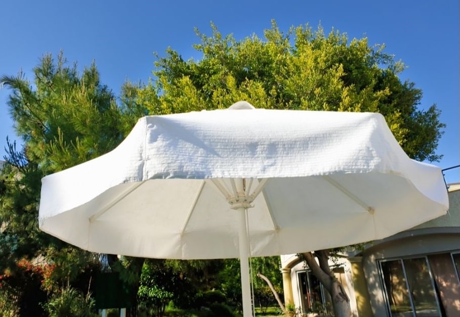 How to Clean Sunbrella Fabric? BuilderBaron